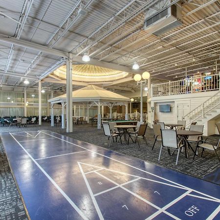 Radisson Hotel And Conference Center フォンデュラク エクステリア 写真