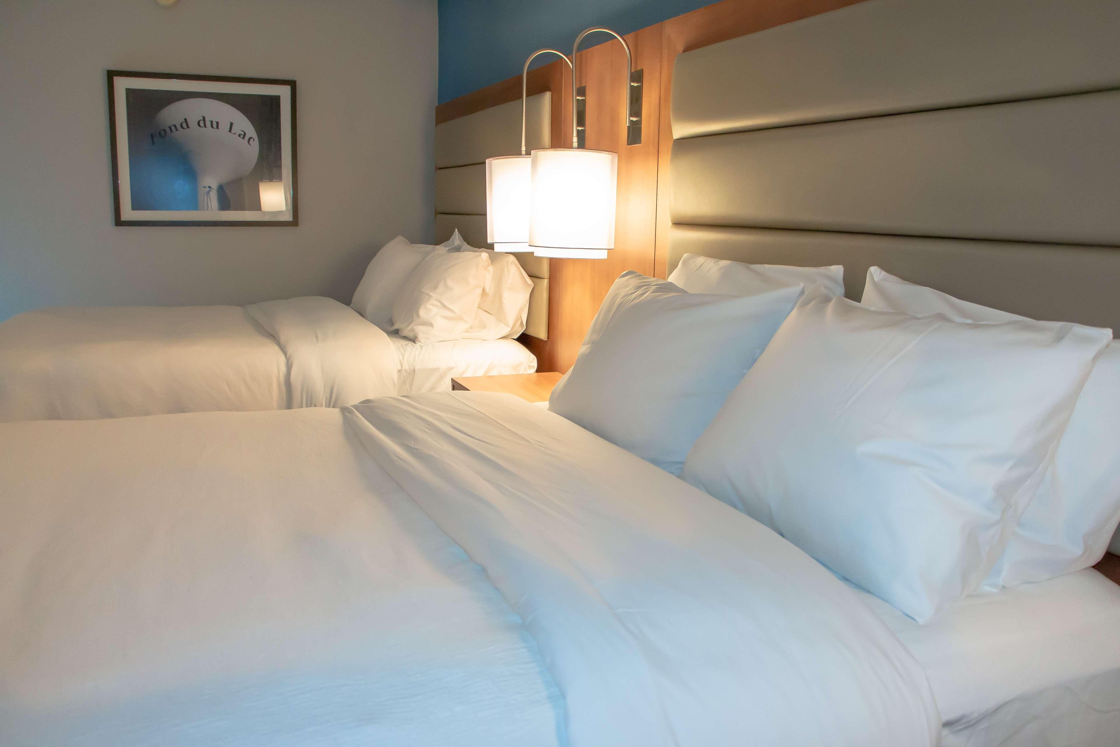 Radisson Hotel And Conference Center フォンデュラク エクステリア 写真