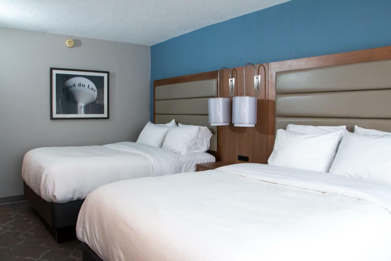Radisson Hotel And Conference Center フォンデュラク エクステリア 写真
